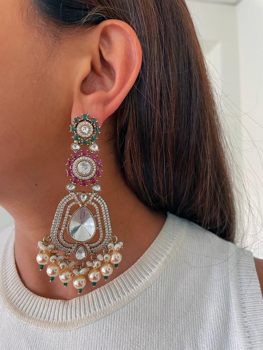 Kriti Sheeshmahal Motiya Rajkumari Ruby Imperial Courtly Choker Necklace Set (Necklace & Earrings)