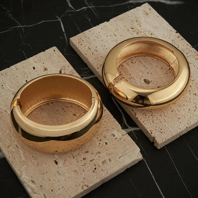 Blaise Statement Bangle: Gold